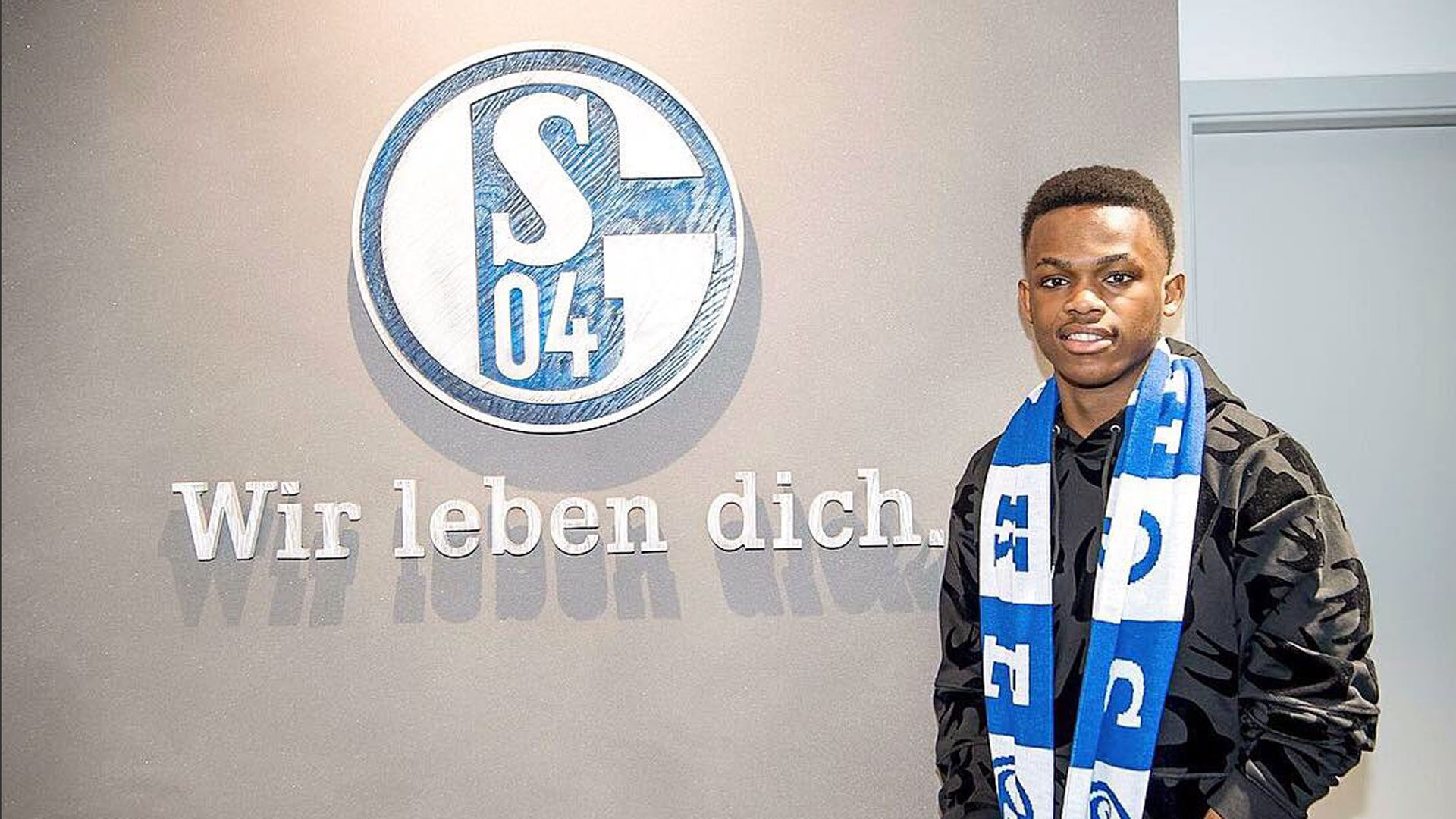 但深圳队的 但深圳队的