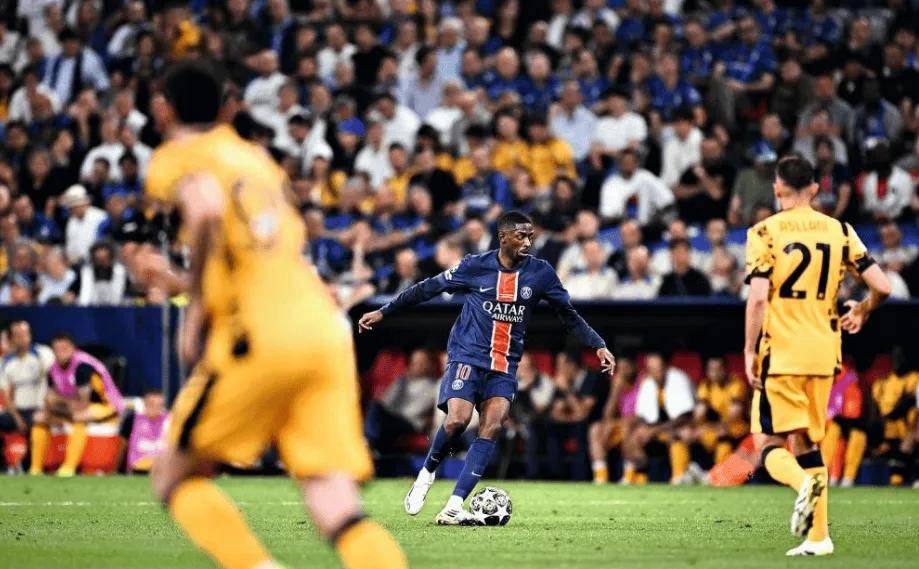 比男足更为 比男足更为