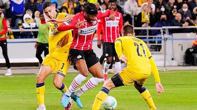 的比拼中 的比拼中